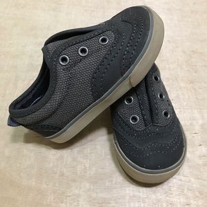 Baby Gap Sneakers Toddler size 6